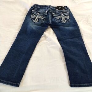 Miss Me denim capris